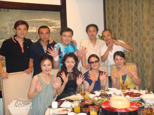 蒋竹青出席活动照素颜照相册