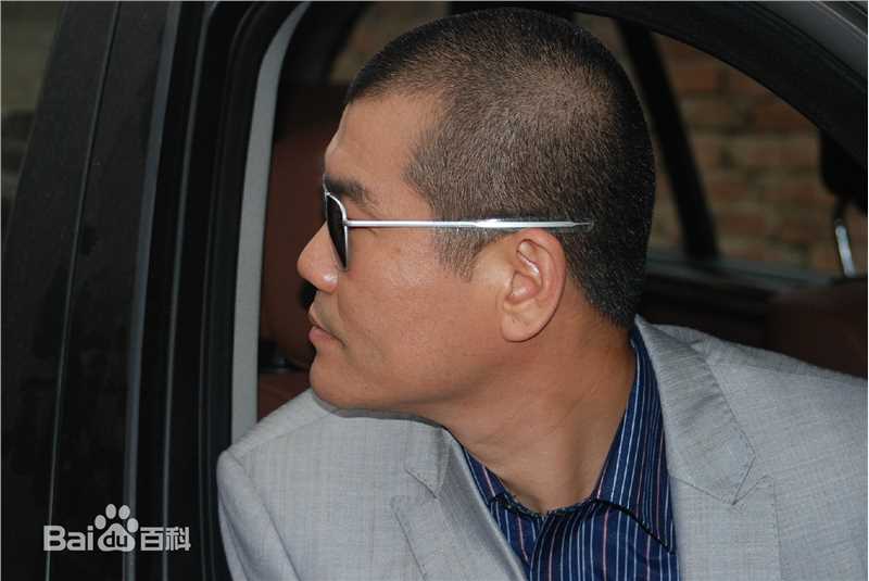 齐志2010-2013年人物图壁纸壁纸