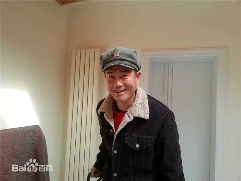 齐志2010-2013年人物图壁纸壁纸