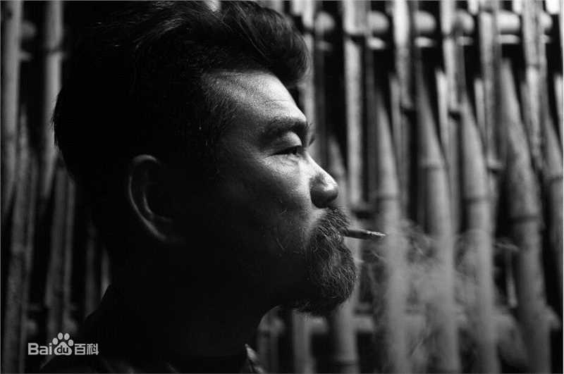 齐志《红衣男孩》最优质剧照