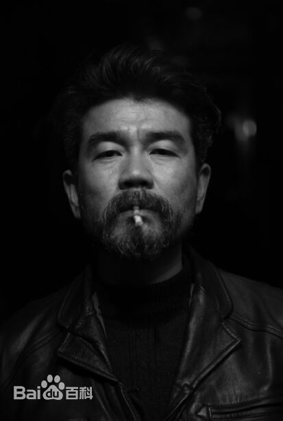 齐志《红衣男孩》最优质剧照