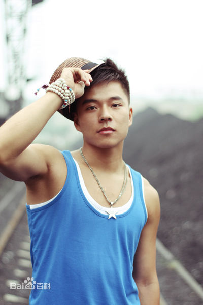 孙敬季——生活照性感图片图集