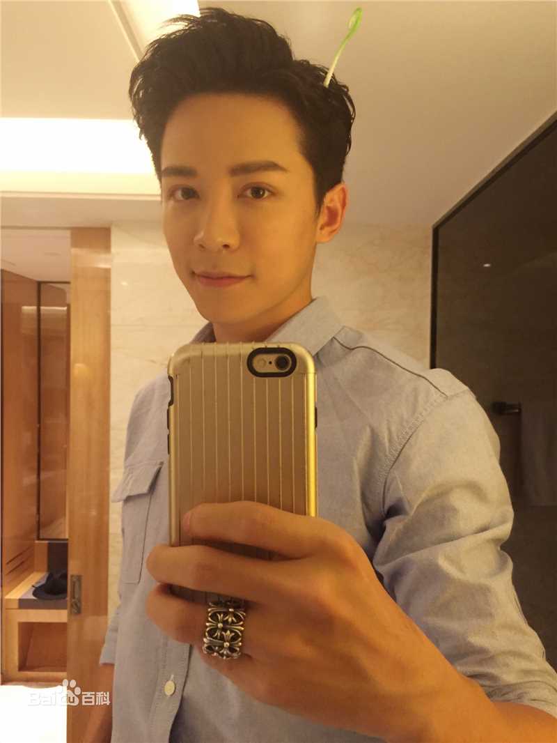 马雪阳(Mars)生活照素颜照相册