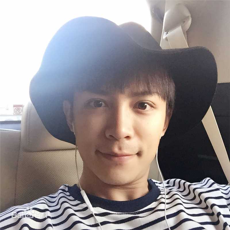 马雪阳(Mars)生活照素颜照相册