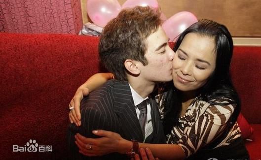 最全韦唯精彩图册