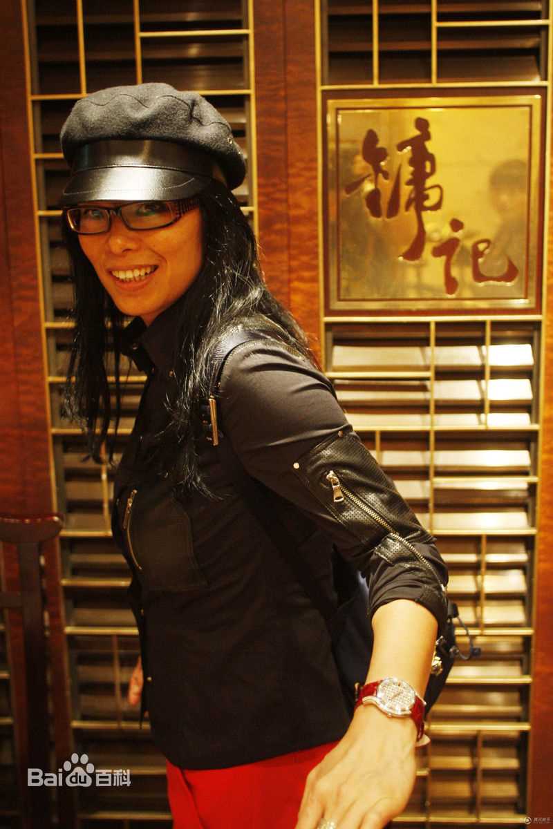 最全韦唯精彩图册