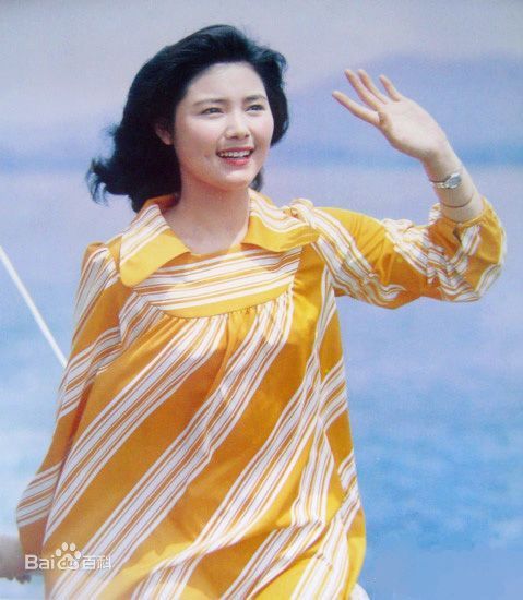 姜黎黎生活中的图册