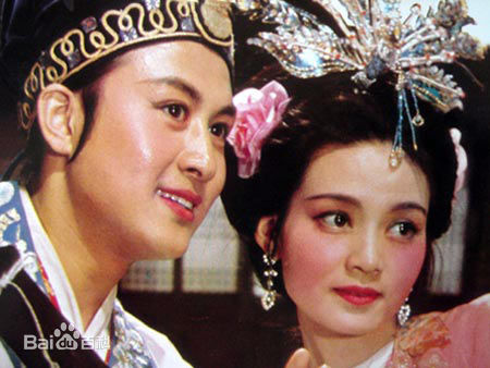 殷亭如影视作品生活照