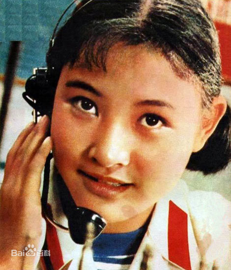 殷亭如影视作品生活照