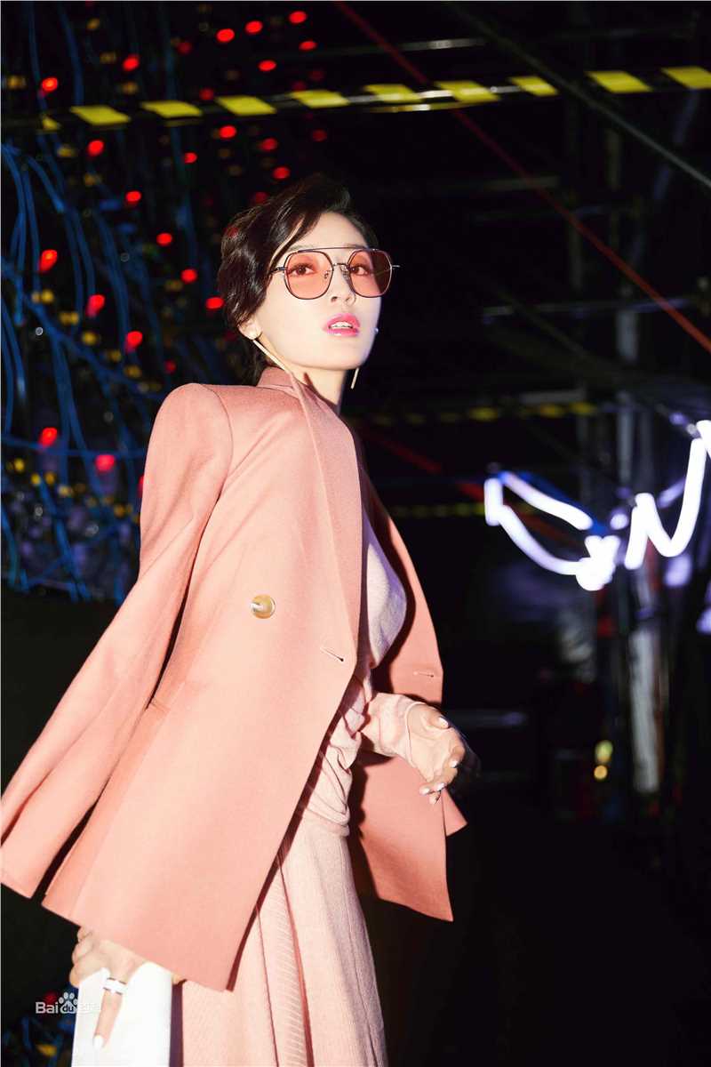 高晓菲(Sophie)社会活动生活照相册