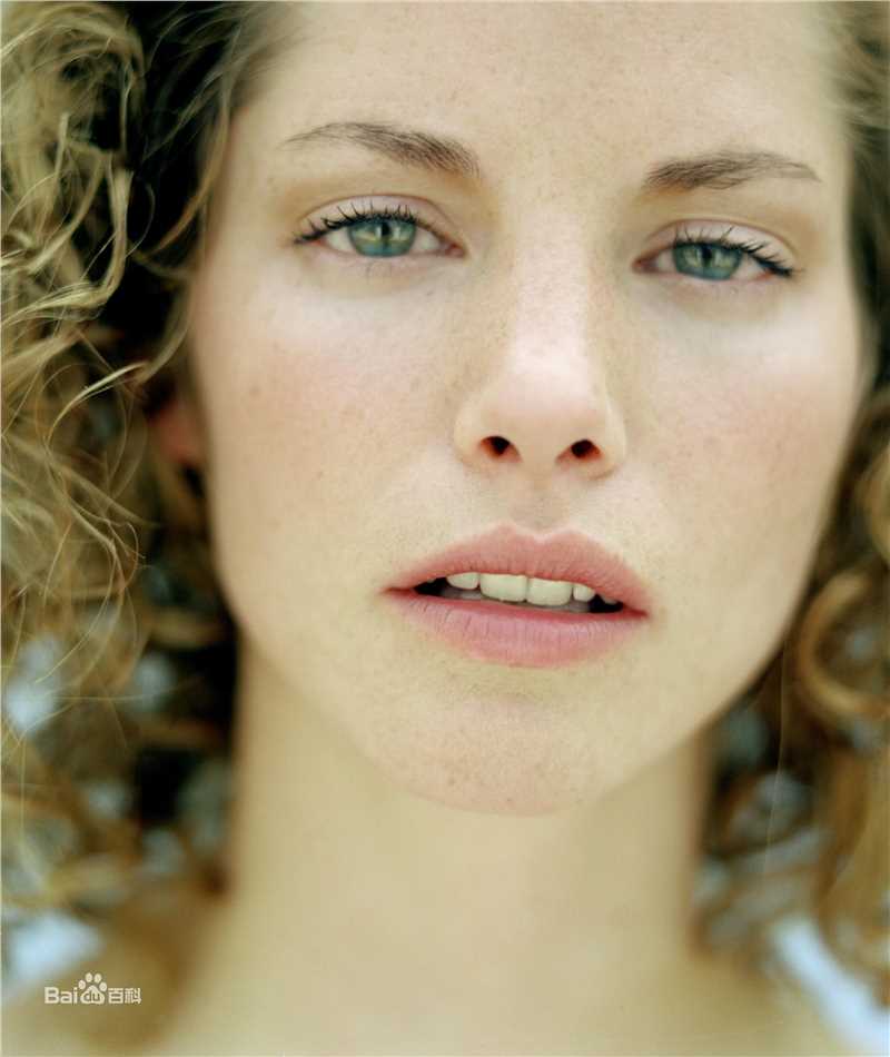 最全西耶娜·盖尔利(Sienna Tiggy Guillory)精彩图册