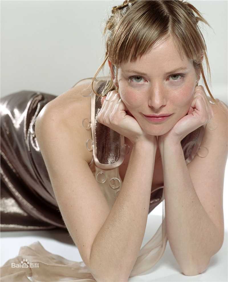 精选西耶娜·盖尔利(Sienna Tiggy Guillory)精彩图册