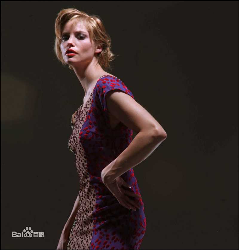 精选西耶娜·盖尔利(Sienna Tiggy Guillory)精彩图册