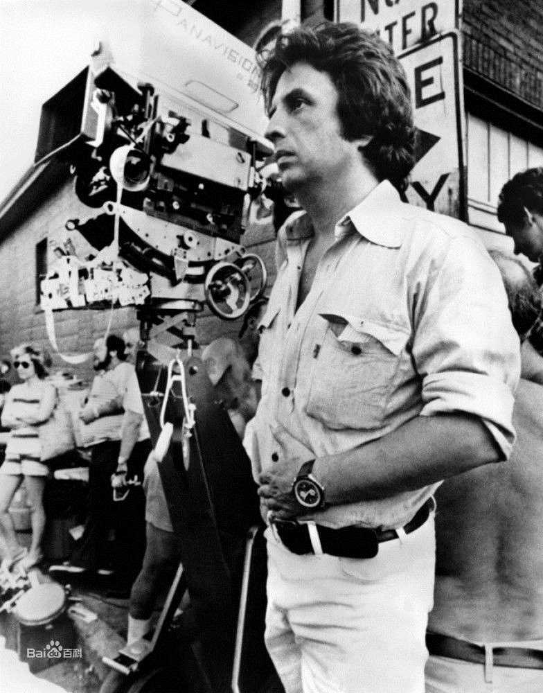 高清迈克尔·西米诺(Michael Cimino)在《猎鹿人》片场照片中的图集