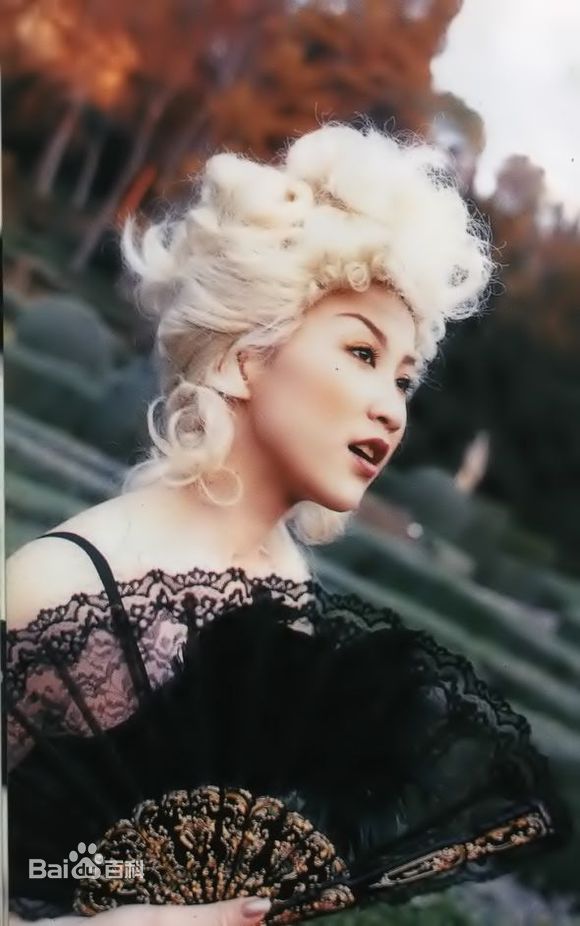 李玟(CoCo Lee)最全《吻你》相册