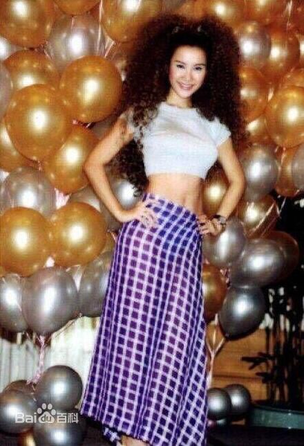 李玟(CoCo Lee)签约台湾Sony Music性感图片图集