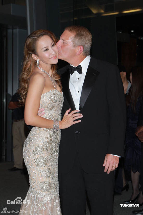 李玟(CoCo Lee)CoCo结婚照前后照片