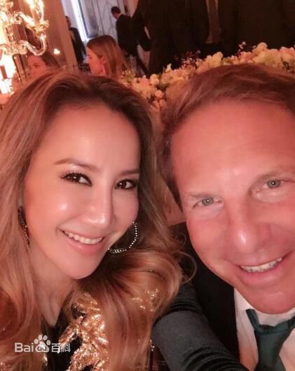 李玟(CoCo Lee)CoCo结婚照前后照片