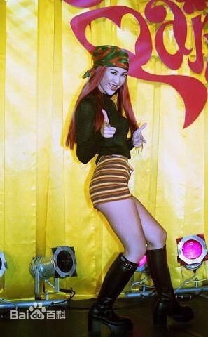 李玟(CoCo Lee)索尼唱片专辑造型前后照片