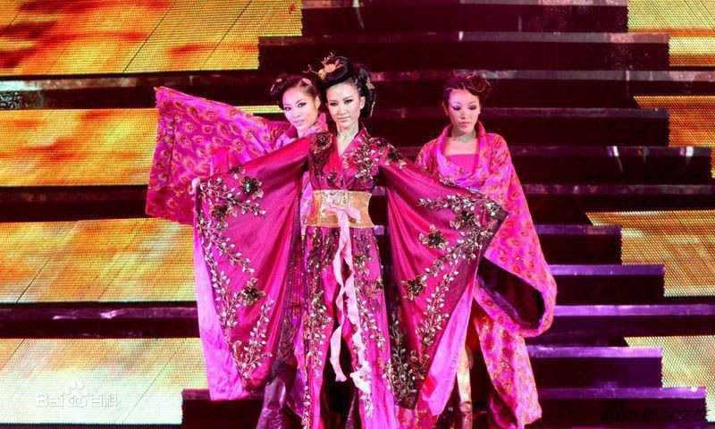 李玟(CoCo Lee)East To West 巡演图册