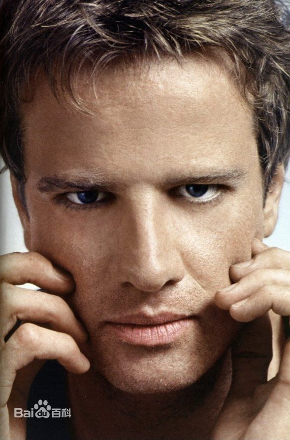 最新克里斯托弗·兰伯特(Christopher Lambert)壁纸