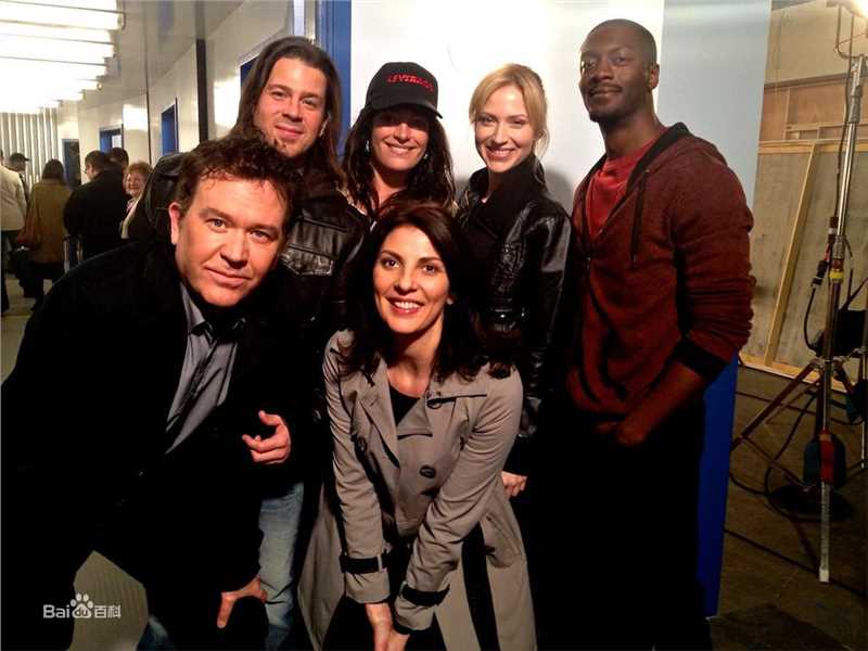 蒂莫西·哈顿(Timothy Hutton)蒂莫西·赫顿性感图片壁纸