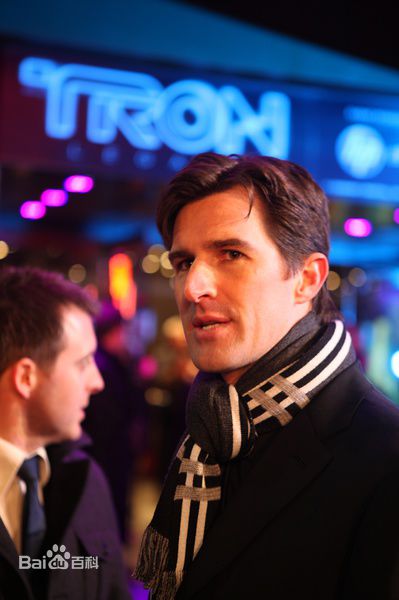 约瑟夫·科辛斯基(Joseph Kosinski)工作照生活照