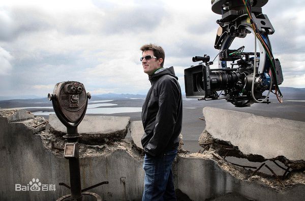 约瑟夫·科辛斯基(Joseph Kosinski)工作照生活照