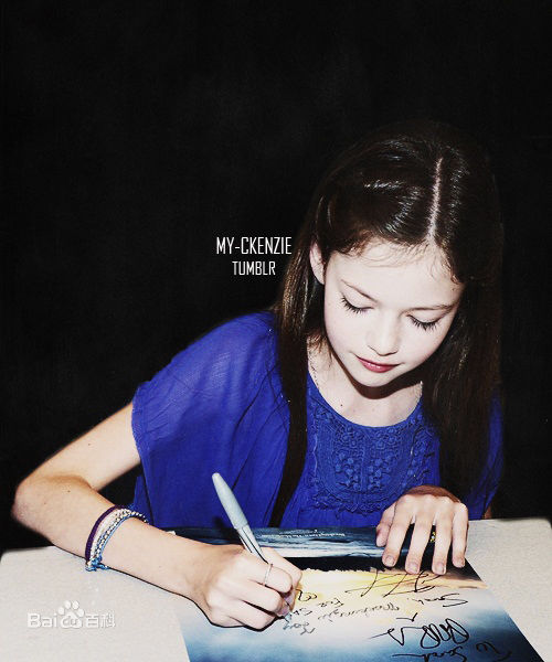 麦肯基·弗依(MackenzieFoy)出席活动图册