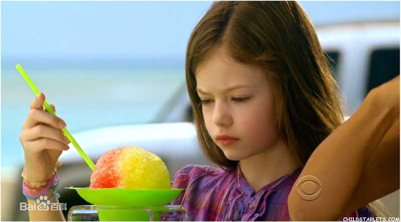 麦肯基·弗依(MackenzieFoy)参演电视剧电影性感图片图集