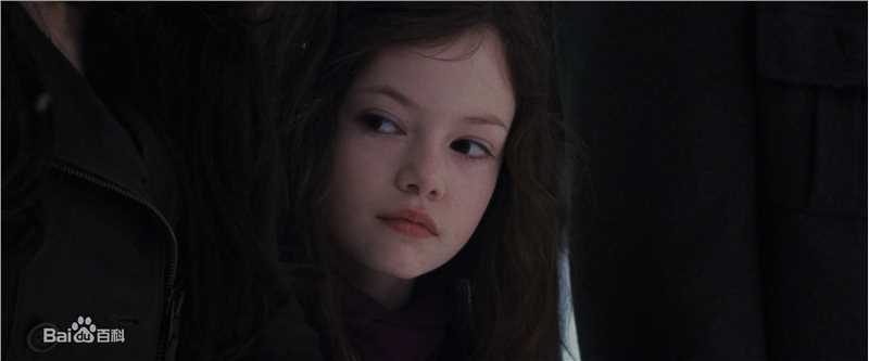 麦肯基·弗依(MackenzieFoy)参演电视剧电影性感图片图集