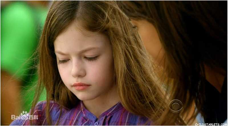 麦肯基·弗依(MackenzieFoy)参演电视剧电影性感图片图集