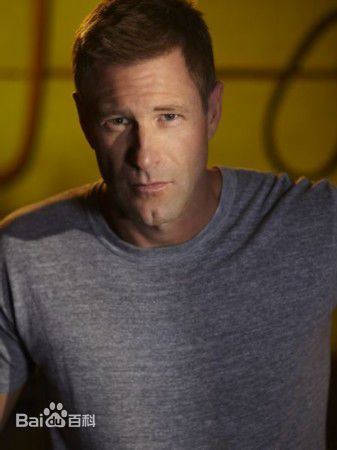 高清阿伦·艾克哈特(Aaron Eckhart)图片
