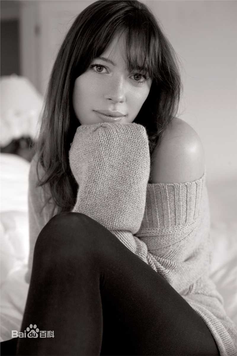 最新丽贝卡·豪尔(Rebecca Hall)精彩图册