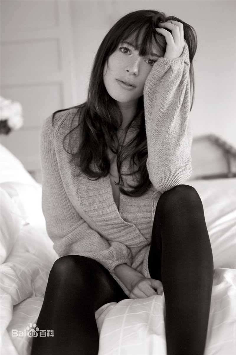 最新丽贝卡·豪尔(Rebecca Hall)精彩图册