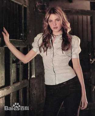 艾什莉·贾德(Ashley Judd)前后照片