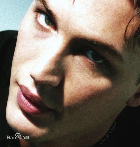 精选汤姆·哈迪(Tom Hardy)精彩图册