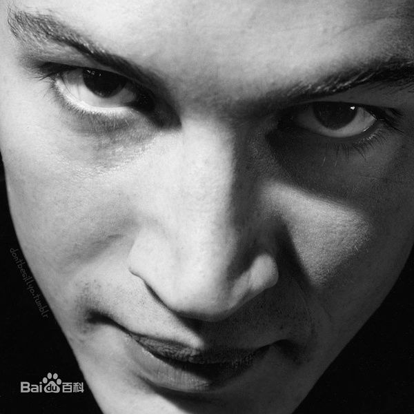 精选汤姆·哈迪(Tom Hardy)精彩图册