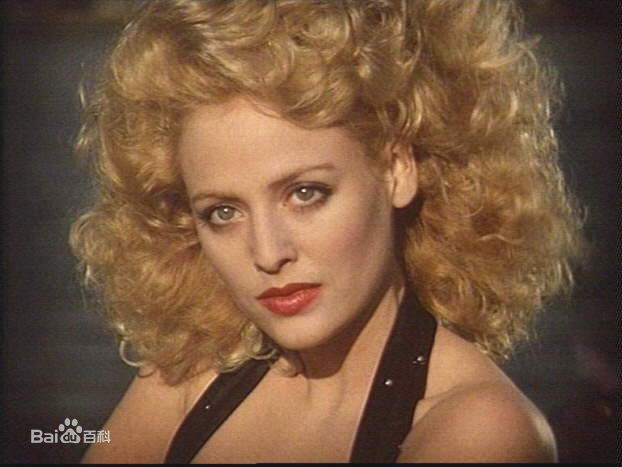 最全维吉妮娅·马德森(Virginia Madsen)精彩图册