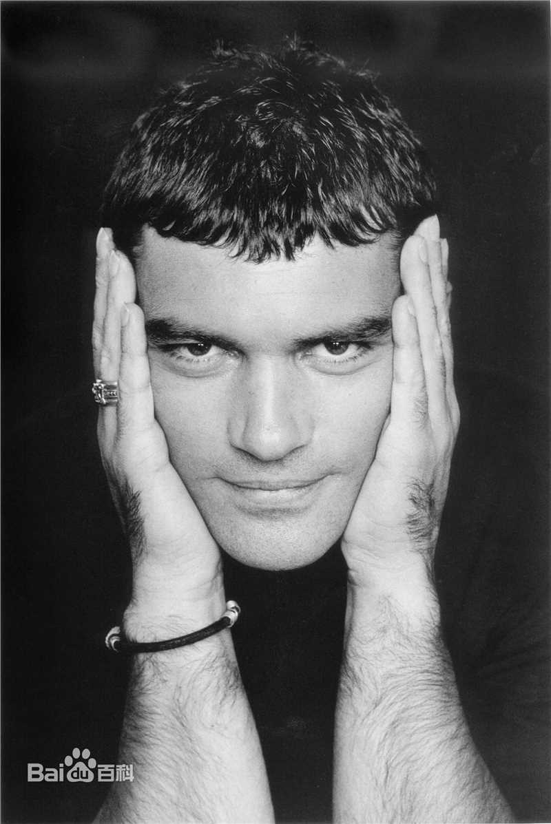 最全安东尼奥·班德拉斯(Antonio Banderas)精彩图册