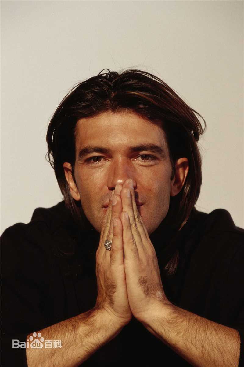 最全安东尼奥·班德拉斯(Antonio Banderas)精彩图册