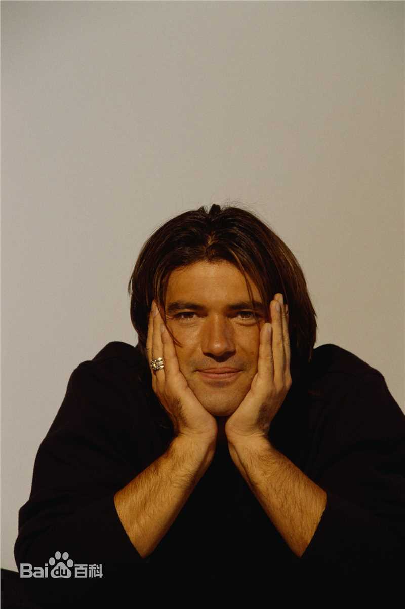 最新安东尼奥·班德拉斯(Antonio Banderas)精彩图册