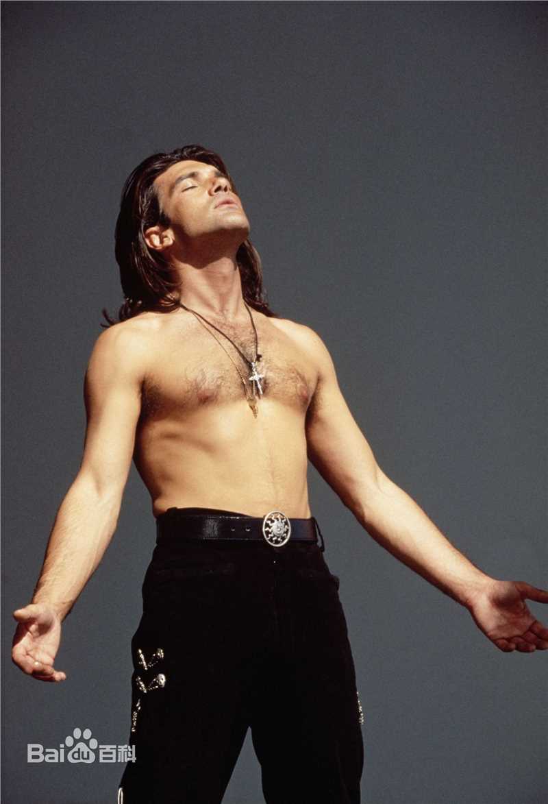 最新安东尼奥·班德拉斯(Antonio Banderas)精彩图册