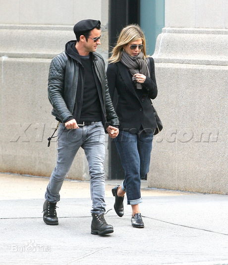 詹妮弗·安妮斯顿(Jennifer Aniston)安妮斯顿和贾斯汀·塞洛克斯性感图片图集