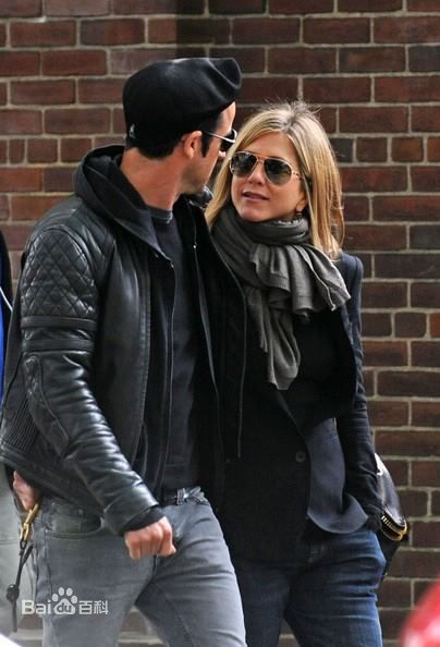 詹妮弗·安妮斯顿(Jennifer Aniston)安妮斯顿和贾斯汀·塞洛克斯性感图片图集