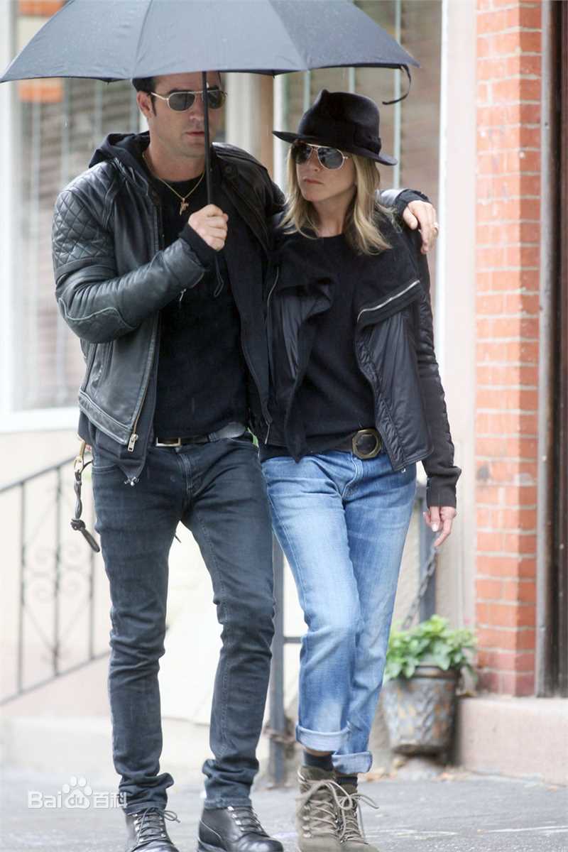 詹妮弗·安妮斯顿(Jennifer Aniston)安妮斯顿和贾斯汀·塞洛克斯性感图片图集