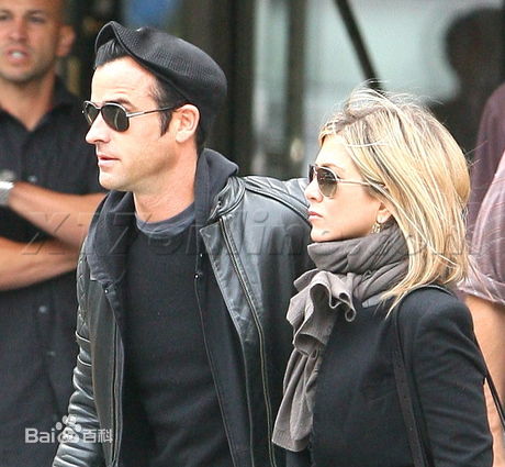 詹妮弗·安妮斯顿(Jennifer Aniston)安妮斯顿和贾斯汀·塞洛克斯性感图片图集