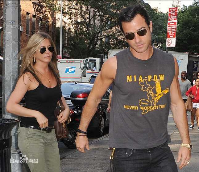 詹妮弗·安妮斯顿(Jennifer Aniston)安妮斯顿和贾斯汀·塞洛克斯性感图片图集