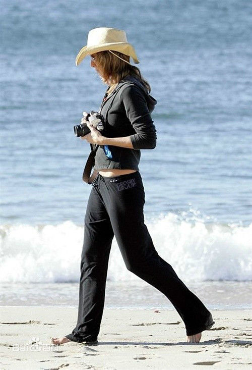 詹妮弗·安妮斯顿(Jennifer Aniston)街拍壁纸壁纸