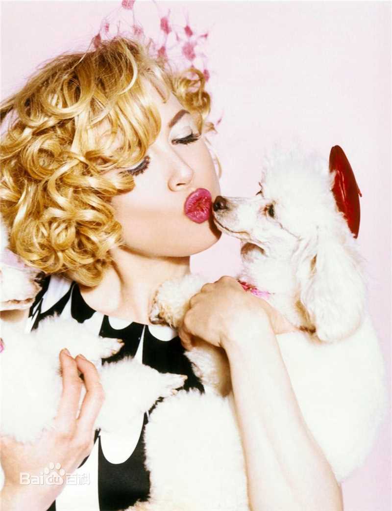 最新蕾妮·齐薇格(Renée Zellweger/Renée Kathleen Zellweger)精彩图册